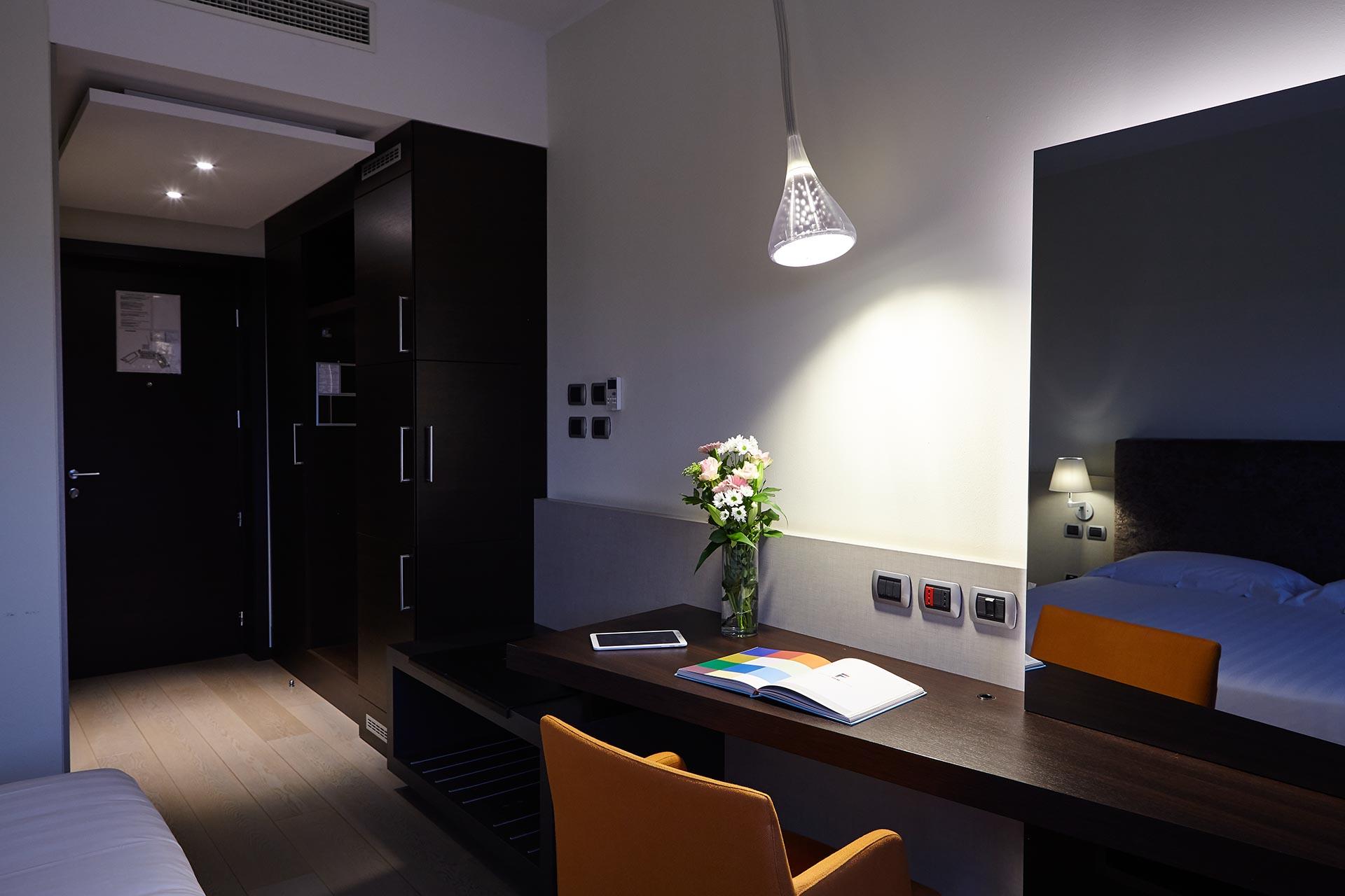 Rmh Modena Des Arts Hotell Eksteriør bilde